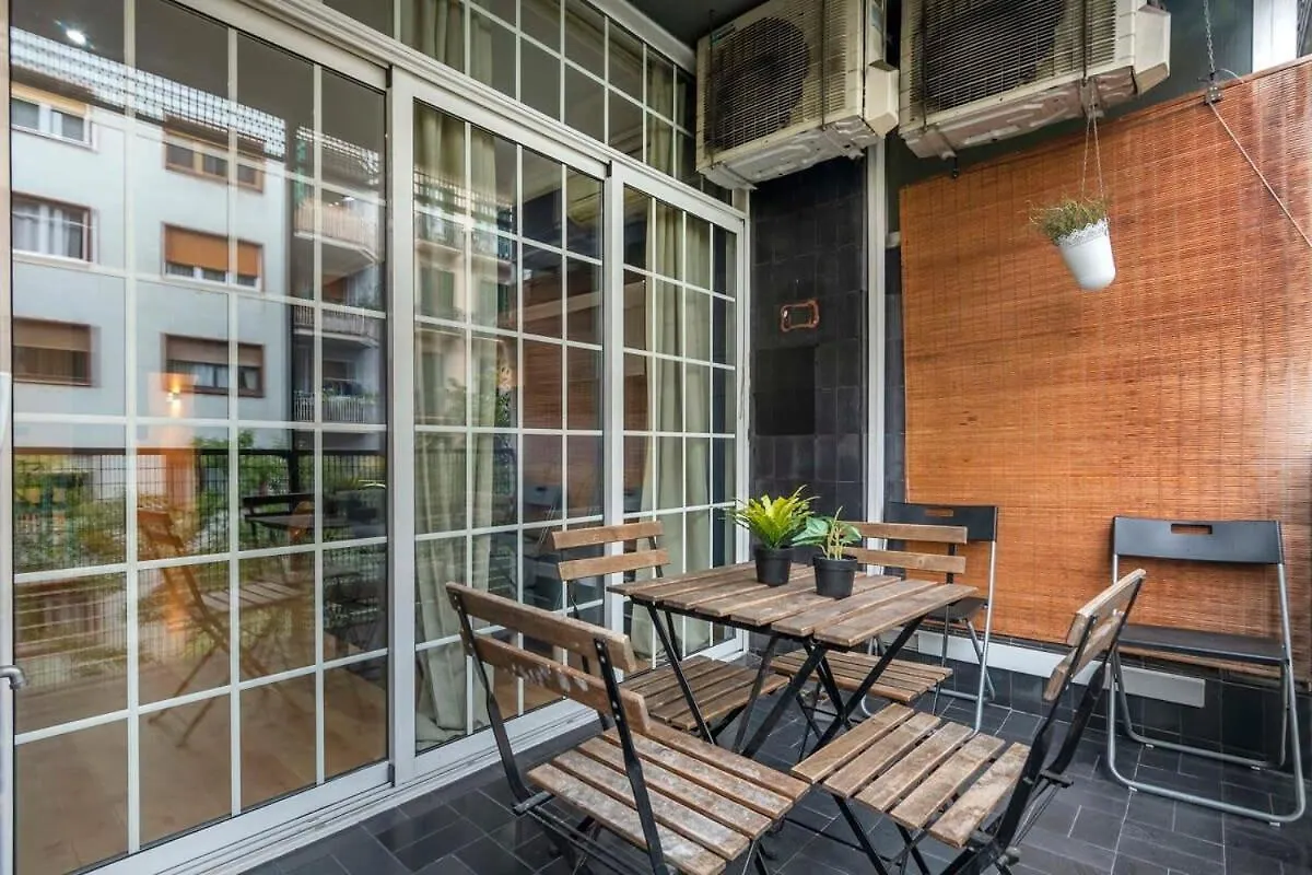 Apartment Comfy 4Bd-2Bth With Terrace In Plaza Espana Barcelona Spain